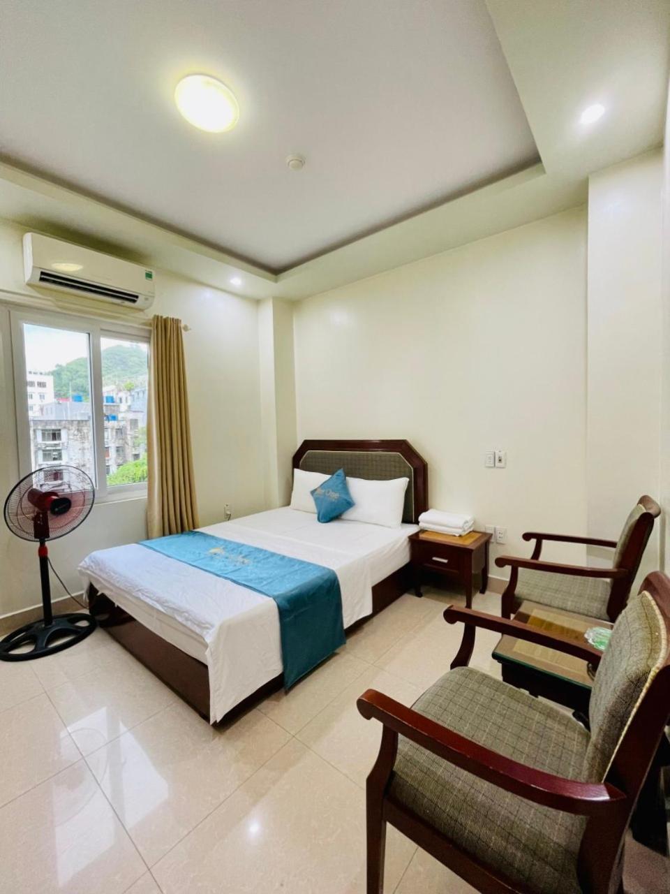 Brother Friendly - Gia Cat Long Hotel Dong Khe Sau Exterior photo